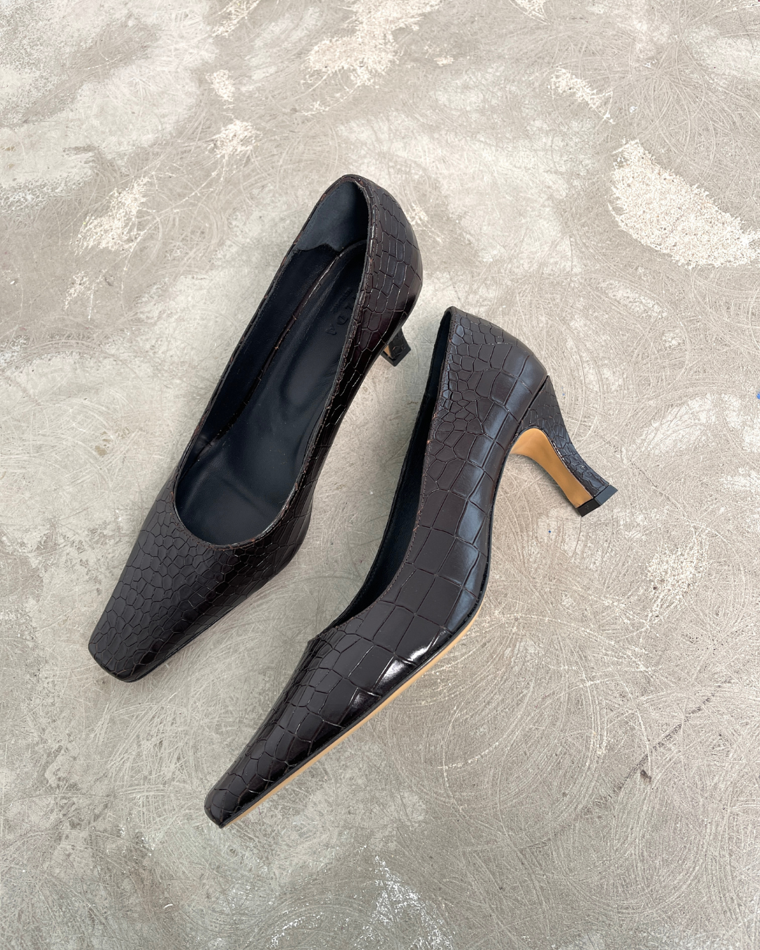 DAIA / brown croc - PRE ORDER