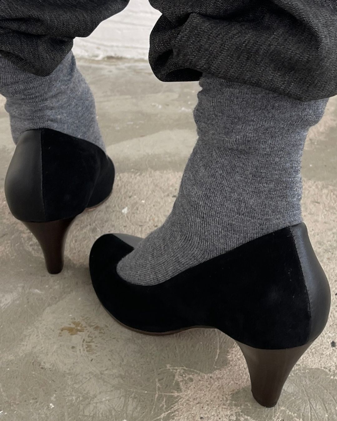 Vaka / BLACK SUEDE/LEATHER - PRE ORDER