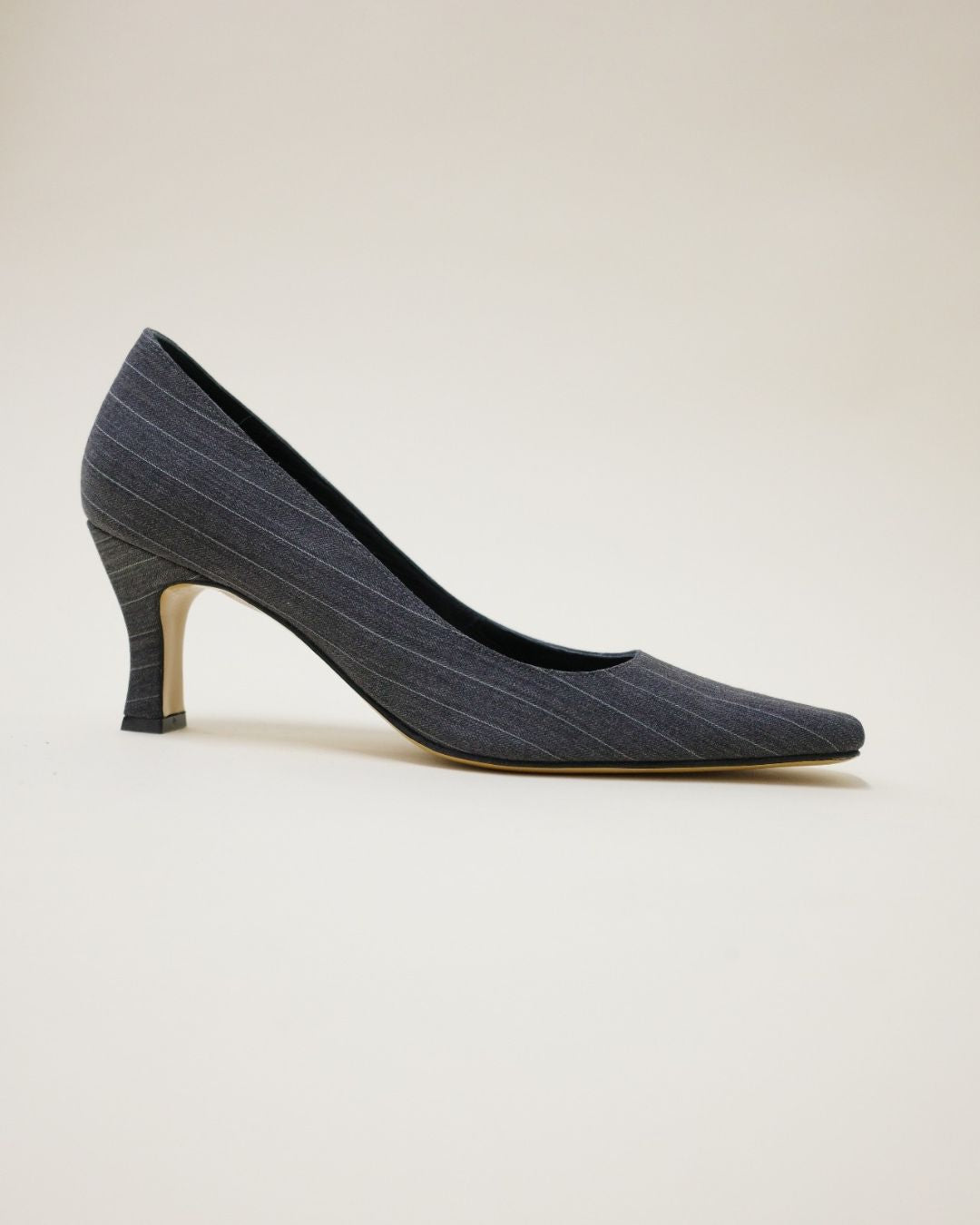 KALDA Gray pinstripe shoe