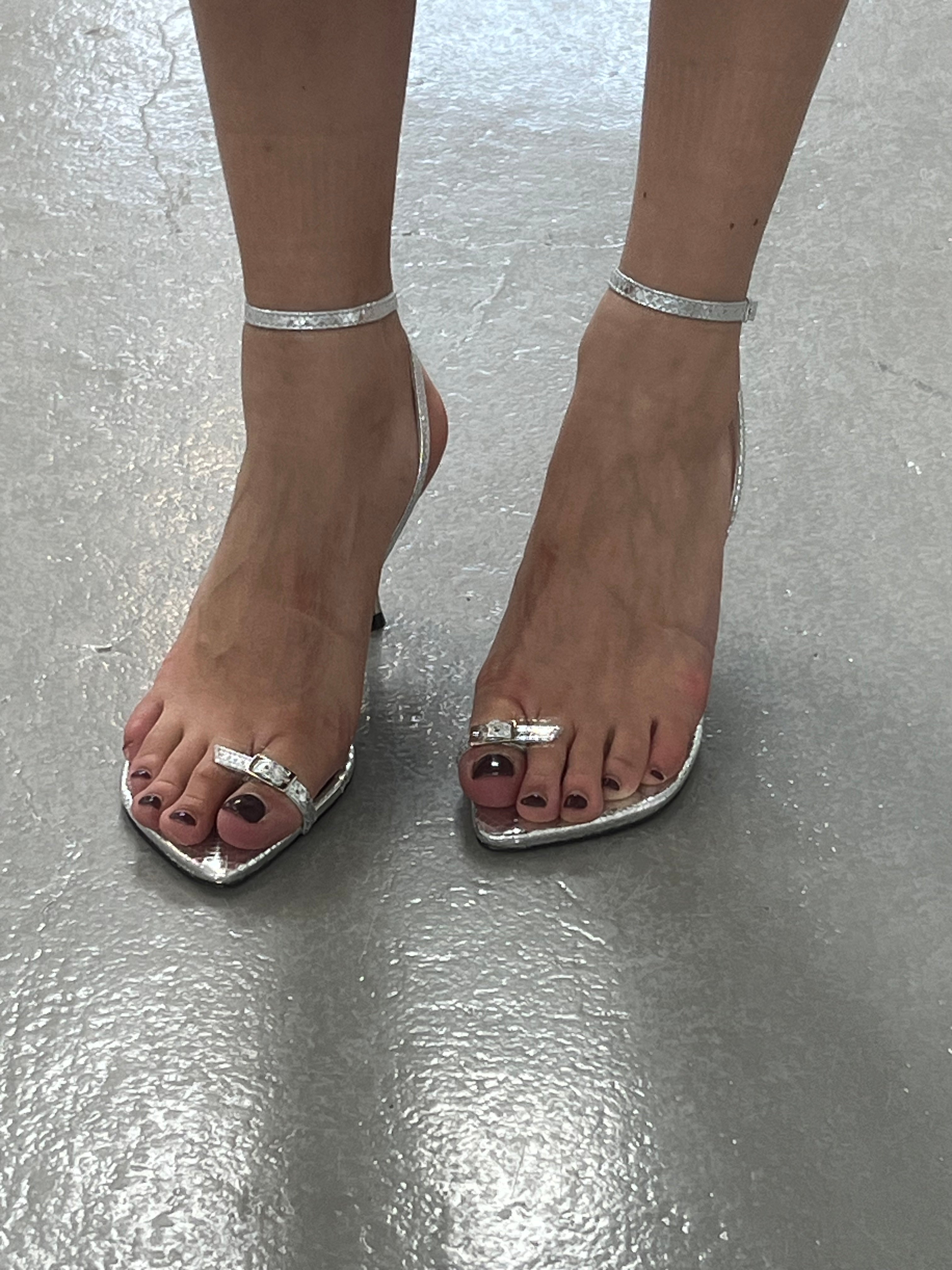 NUDA SANDAL / silver snake