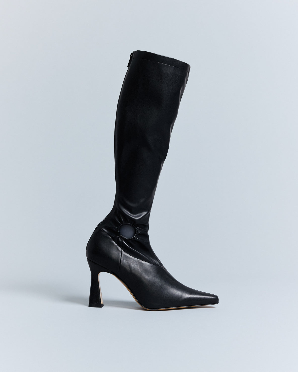 FORY KNEE BOOT - Pre order