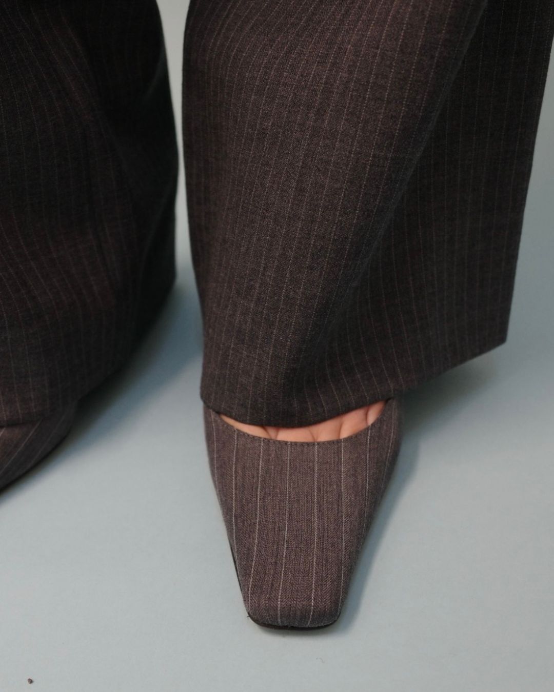 DAIA / grey suit