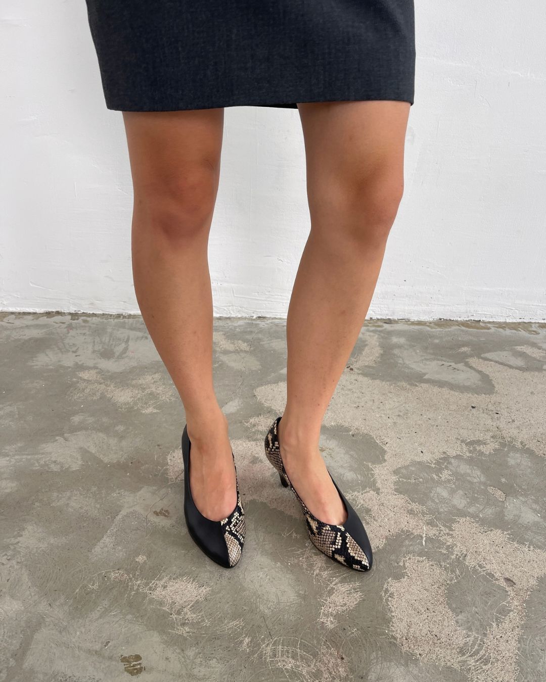 Vaka / SNAKE/LEATHER - PRE ORDER