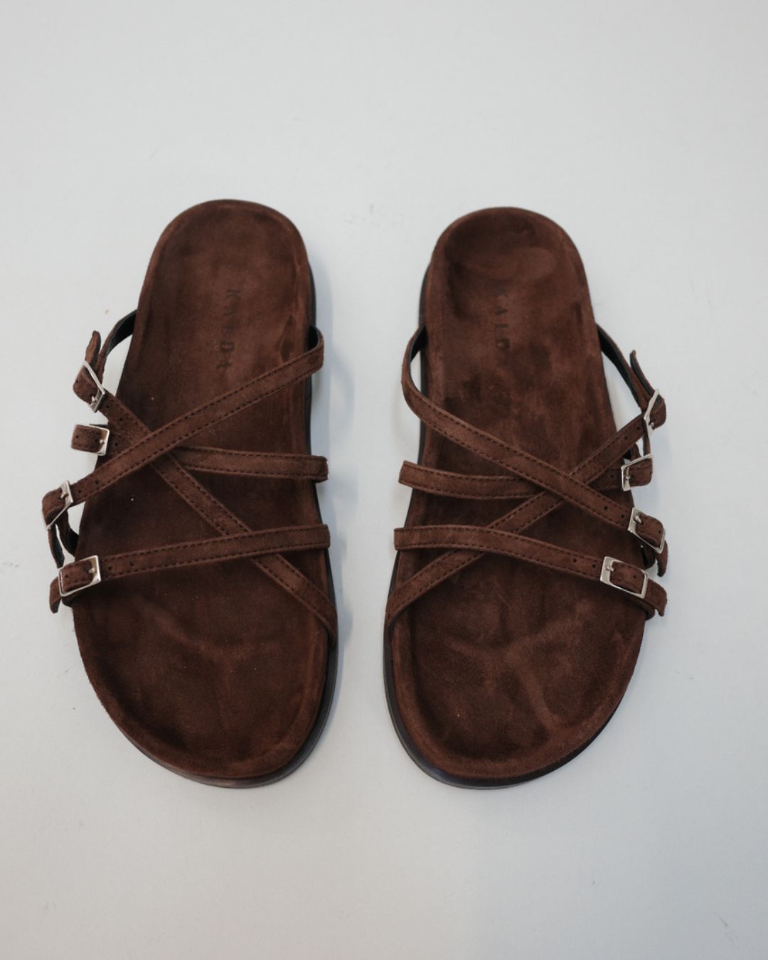 KASA SANDAL / brown suede